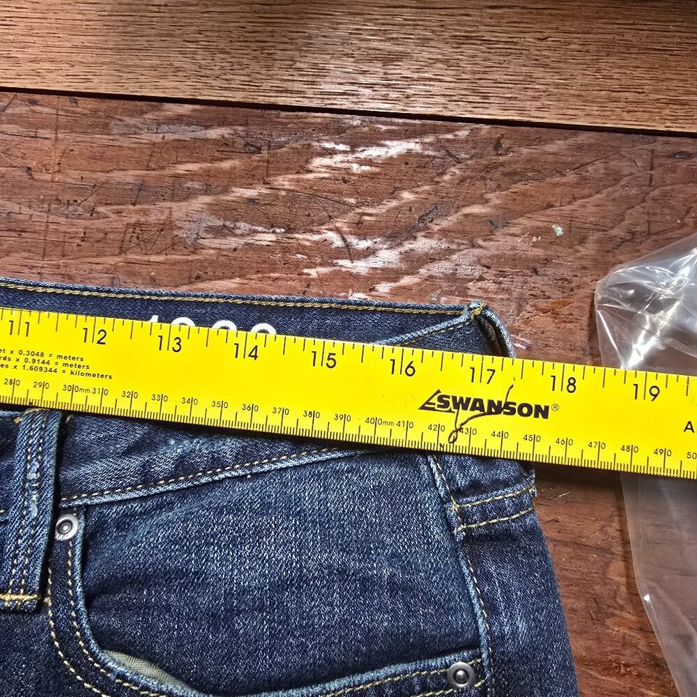 Women's GAP Sexy Boyfriend distressed Jeans size 31/12R - Picture 7 of 10